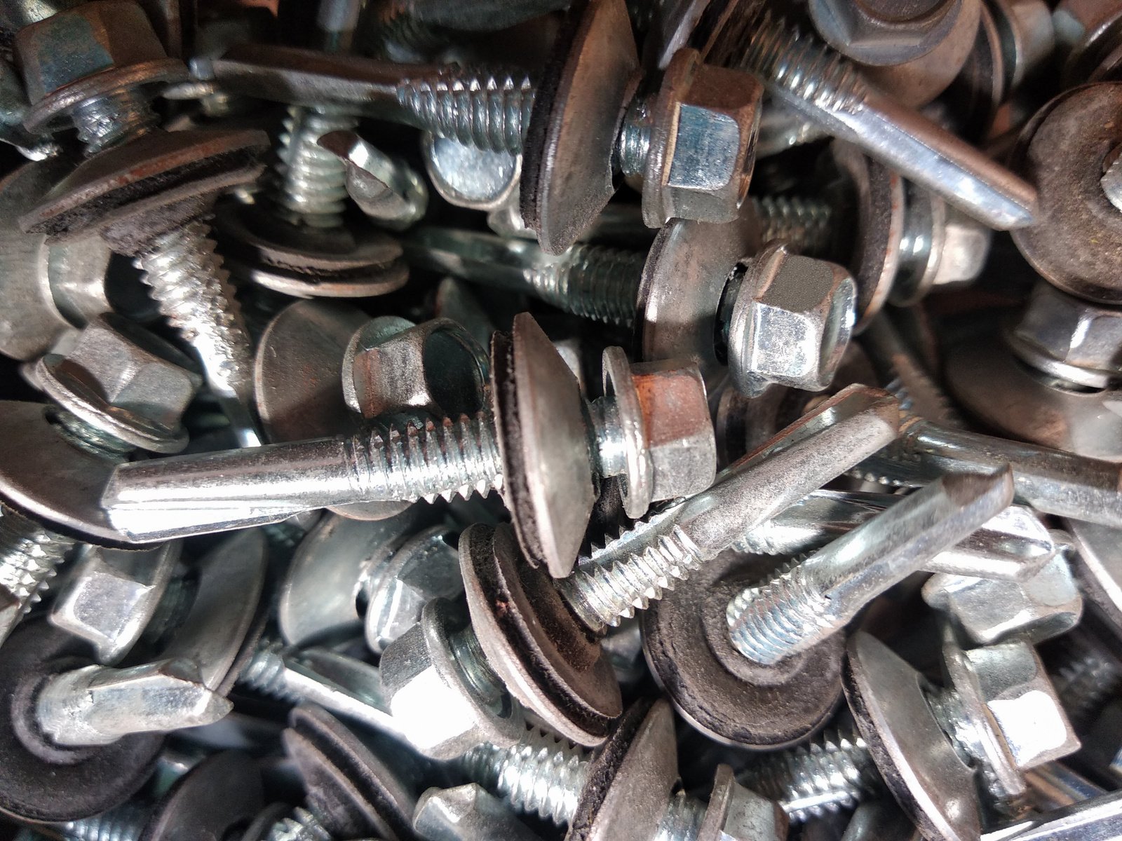 self-drilling screw metal